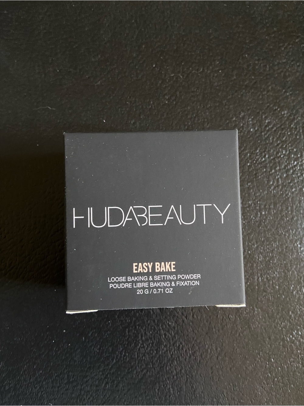 HUDA BEAUTY Loose Setting Powder — cherry blossom cake NIB